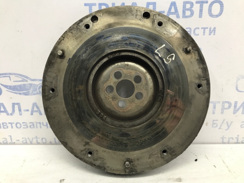 Маховик Mitsubishi Lancer 2003-2009 9 1.6 бензин 4G18 MD372568 Б/У