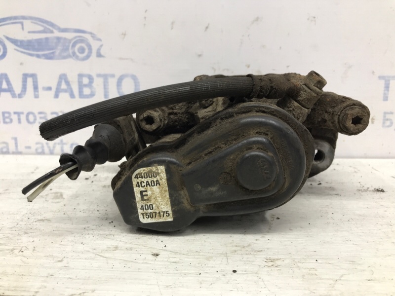 Суппорт задний правый Nissan X-Trail T32 1.6 diesel R9M