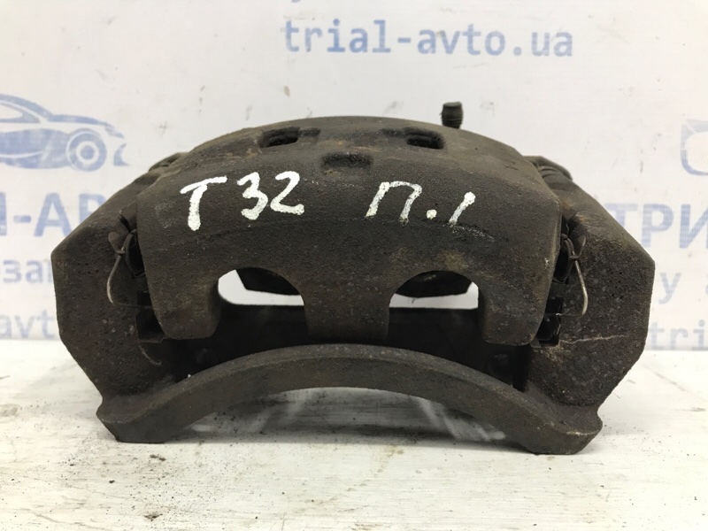 Суппорт передний левый X-Trail 2014-2021 T32 1.6 diesel R9M