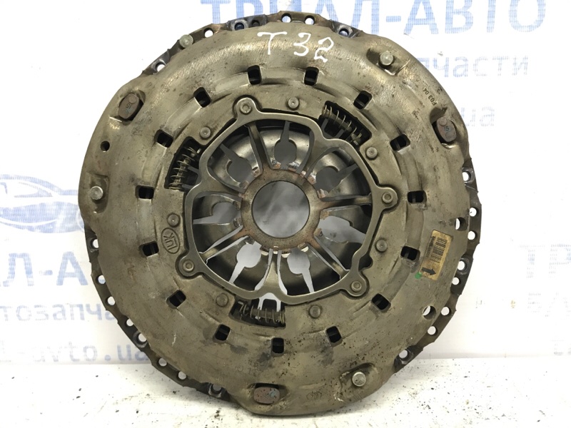 Корзина сцепления Nissan X-Trail 2014-2021 T32 1.6 diesel R9M 302056476R Б/У