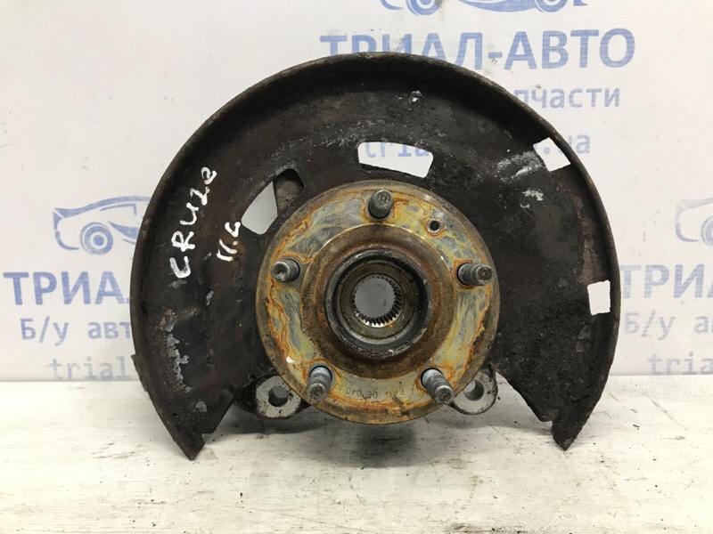 Кулак поворотный левый со ступицей Cruze 2009-2016 J300 1.8 F18D4