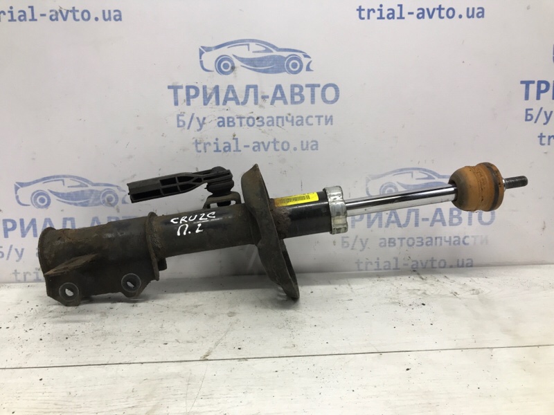 Амортизатор передний левый Chevrolet Cruze 2009-2016 J300 1.8 F18D4 13331988 Б/У