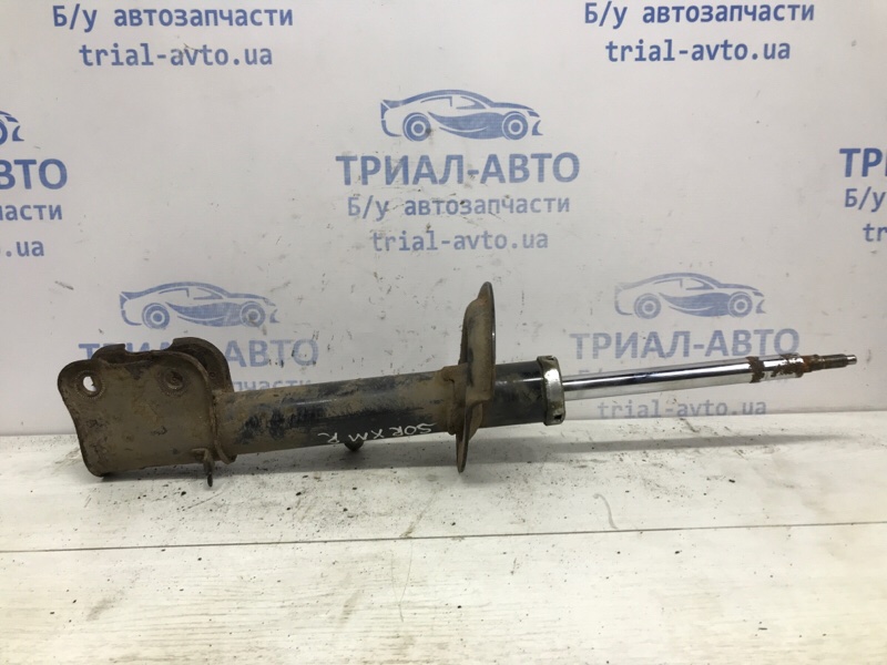 Амортизатор передний правый KIA Sorento 2009-2014 XM 2.2 diesel D4HB 546602P500 Б/У