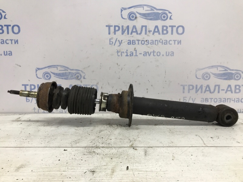Амортизатор Передний Mitsubishi Pajero Wagon 1999-2006 3 3.2 Дизель 4M41 4062A024 Б/У