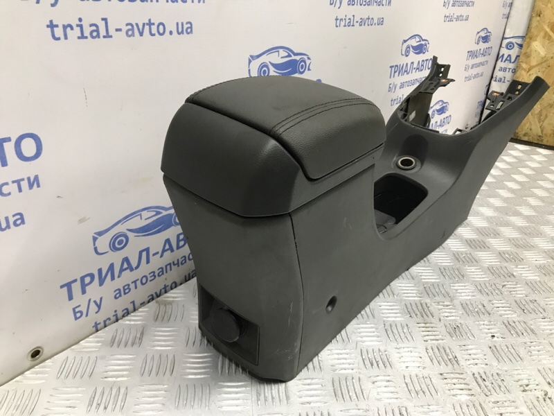 Подлокотник Chevrolet Cruze J300 1.8 F18D4