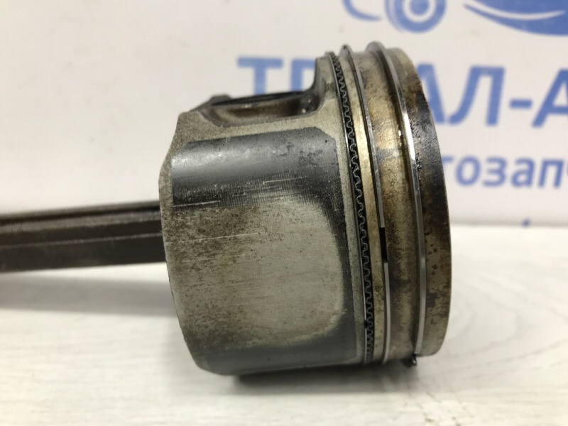 Поршень с шатуном Nissan Juke F15 1.6 turbo MR16DDT