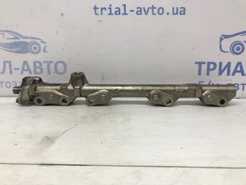 Топливная рампа Nissan Juke 2010-2019 F15 1.6 turbo MR16DDT 175211KC0A Б/У