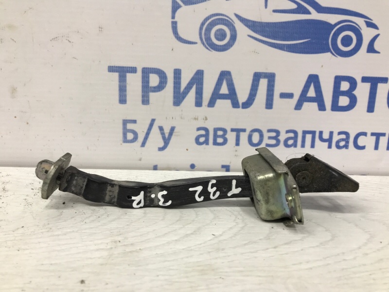 Ограничитель двери задний правый Nissan X-Trail 2014-2021 T32 1.6 diesel R9M 824304CL0A Б/У