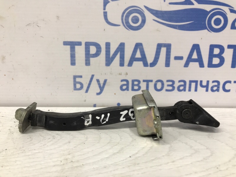 Ограничитель двери передний правый Nissan X-Trail 2014-2021 T32 1.6 diesel R9M 804304CL0A Б/У