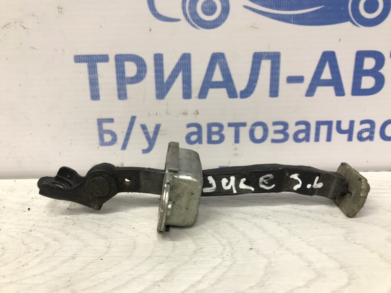 Ограничитель двери задний левый Nissan Juke 2010-2019 F15 1.6 turbo MR16DDT 824301KA0A Б/У