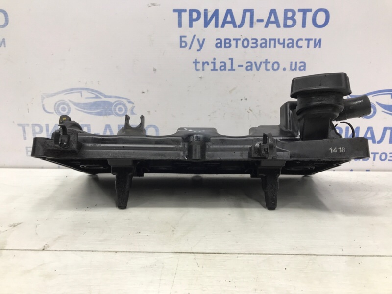 Крышка клапанная Nissan Juke F15 1.6 turbo MR16DDT