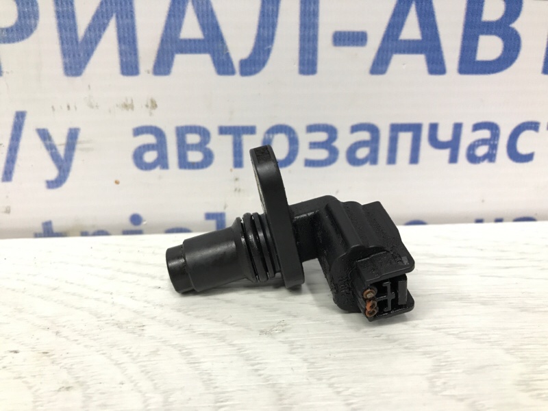 Датчик положения распредвала Nissan Juke 2010-2019 F15 1.6 turbo MR16DDT 237311HC1A Б/У