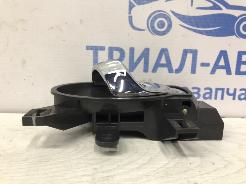 Ручка двери внутренняя правая Juke 2010-2019 F15 1.6 turbo MR16DDT