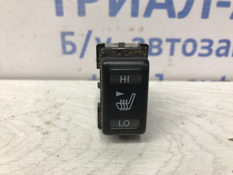 Кнопка подогрева Nissan Juke 2010-2019 F15 1.6 turbo MR16DDT 255001EA1A Б/У