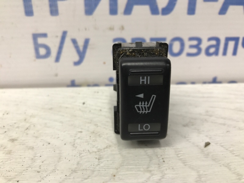Кнопка подогрева Nissan Juke 2010-2019 F15 1.6 turbo MR16DDT 255001EA1A Б/У
