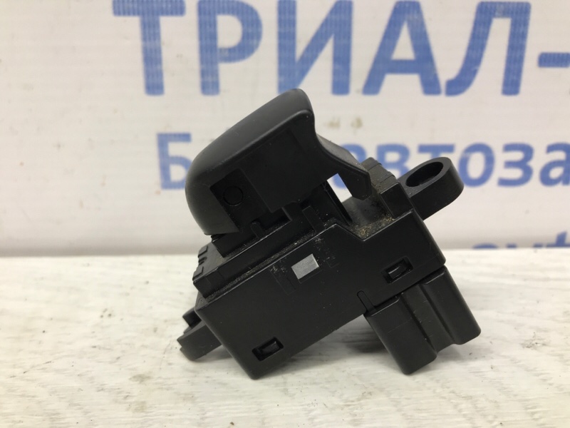 Кнопка стеклоподъемника Nissan Juke 2010-2019 F15 1.6 turbo MR16DDT 254111KL0A Б/У