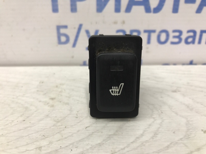 Кнопка подогрева KIA Sportage 2010-2016 SL 2.0 diesel D4HA 935751H000 Б/У