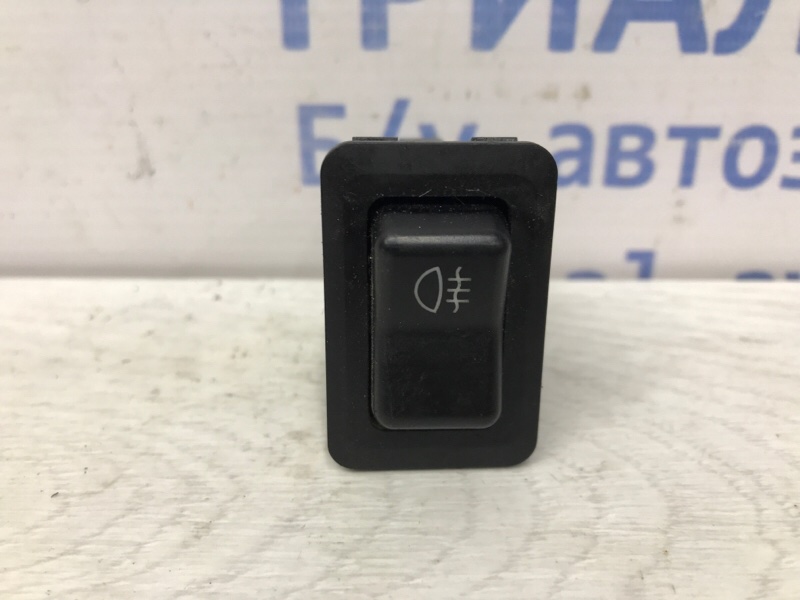 Кнопка противотуманок Mitsubishi Pajero Sport 1996-2008 K9 2.5 Diesel 4D56 МКПП MR330576 Б/У