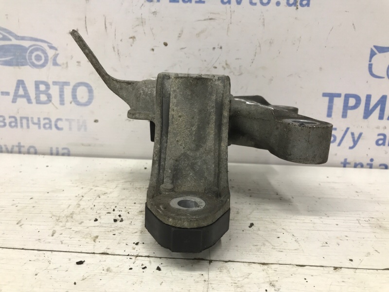 Подушка ДВС правая Chevrolet Cruze J300 1.8 F18D4 Подушка ДВС правая Chevrolet Cruze J300 1.8 F18D4