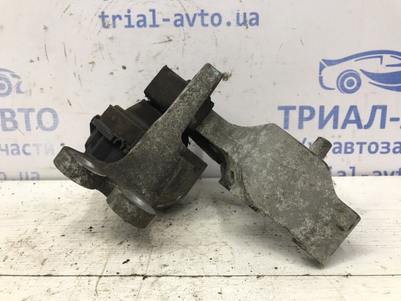 Подушка ДВС правая X-Trail 2014-2021 T32 1.6 diesel R9M