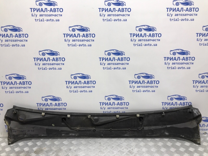 Дефлектор дворников Pathfinder 2004-2014 R51 2.5 Diesel YD25DDTI