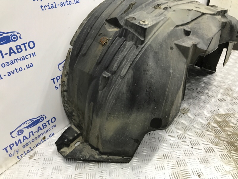Подкрылок передний левый Pathfinder 2004-2014 R51 2.5 Diesel YD25DDTI