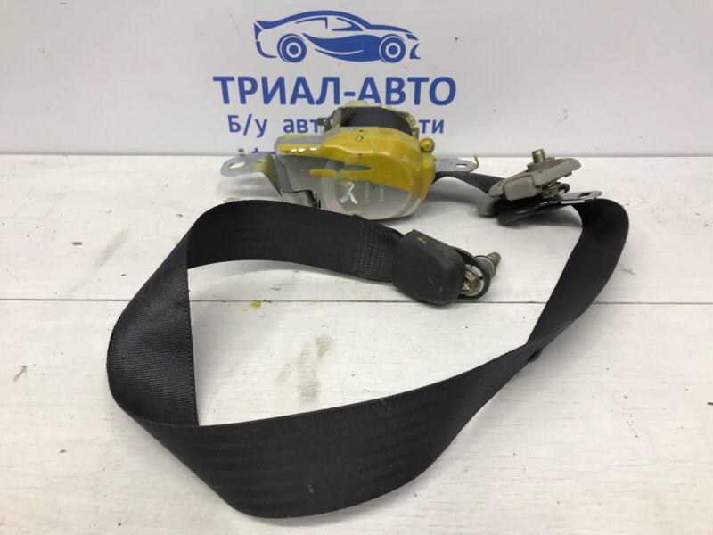 Ремень безопасности передний правый Nissan Pathfinder 2004-2014 R51 2.5 Diesel YD25DDTI H6884EB31B Б/У