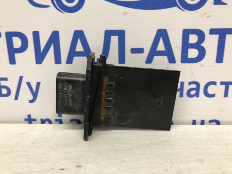 Резистор печки задний Nissan Pathfinder 2004-2014 R51 2.5 Diesel YD25DDTI 271505Z000 Б/У