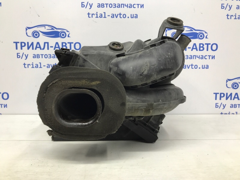 Запчасть корпус воздушного фильтра Nissan Pathfinder 2004-2014 R51 2.5 Diesel YD25DDTI 16500EB300 Б/У Корпус воздушного фильтра Nissan Pathfinder 2004-2014 R51 2.5 Diesel YD25DDTI 16500EB300 Б/У