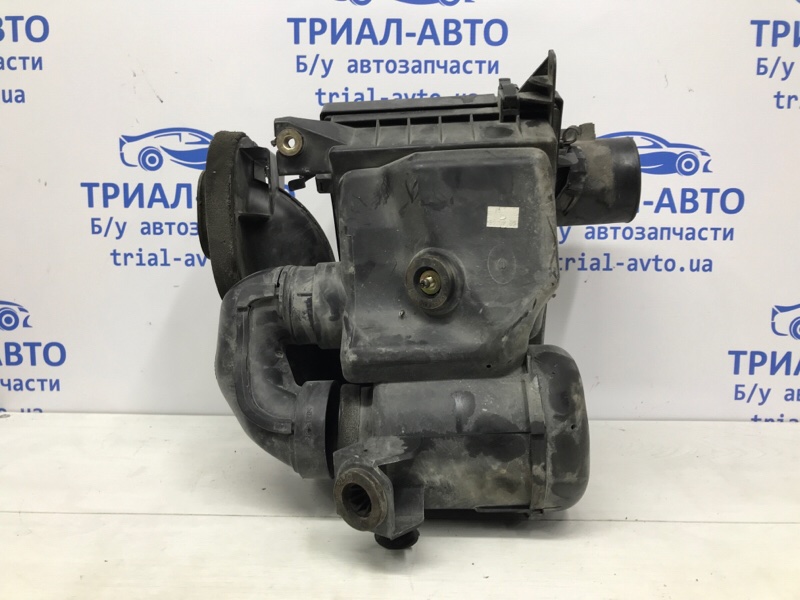 Корпус воздушного фильтра Pathfinder 2004-2014 R51 2.5 Diesel YD25DDTI Корпус воздушного фильтра Pathfinder 2004-2014 R51 2.5 Diesel YD25DDTI