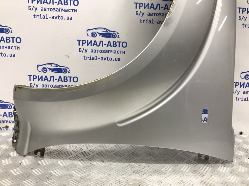 Крыло переднее левое Pathfinder 2004-2014 R51 2.5 Diesel YD25DDTI