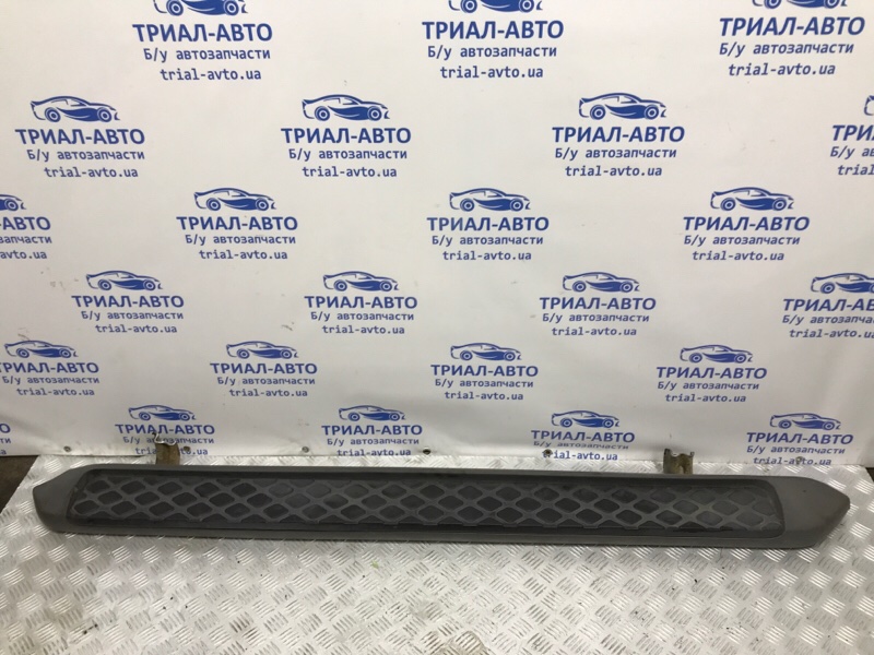 Подножка правая Nissan Pathfinder 2004-2014 R51 2.5 Diesel YD25DDTI 96100EA500 Б/У