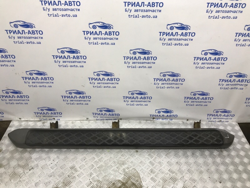 Подножка левая Nissan Pathfinder 2004-2014 R51 2.5 Diesel YD25DDTI 96101EA500 Б/У