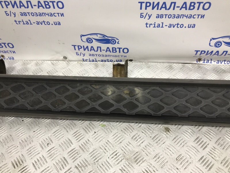 Подножка левая Pathfinder 2004-2014 R51 2.5 Diesel YD25DDTI