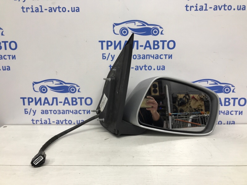 Зеркало правое Nissan Pathfinder 2004-2014 R51 2.5 Diesel YD25DDTI 96301EB336 Б/У