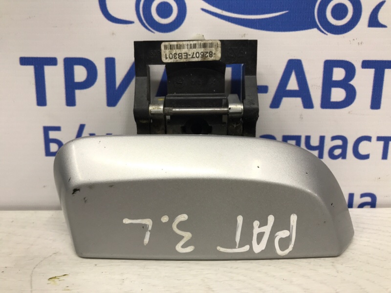 Ручка двери внешняя задняя левая Nissan Pathfinder 2004-2014 R51 2.5 Diesel YD25DDTI 82607EB330 Б/У