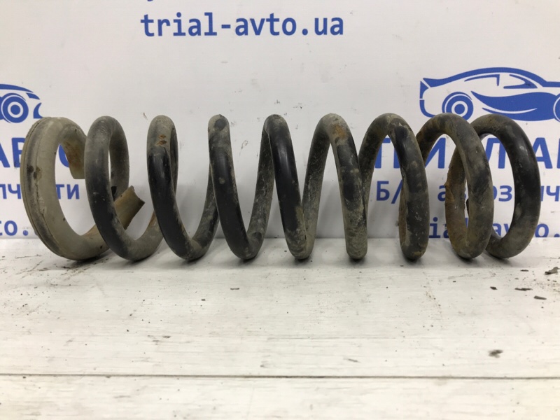 Пружина передняя Nissan Pathfinder 2004-2014 R51 2.5 Diesel YD25DDTI Б/У