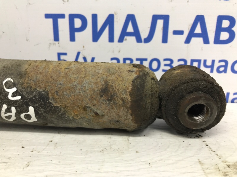 Амортизатор задний Nissan Pathfinder R51 2.5 Diesel YD25DDTI