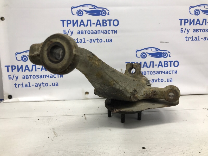 Кулак поворотный правый со ступицей Pathfinder 2004-2014 R51 2.5 Diesel YD25DDTI