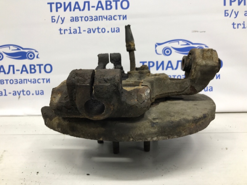 Цапфа задняя правая со ступицей Nissan Pathfinder R51 2.5 Diesel YD25DDTI