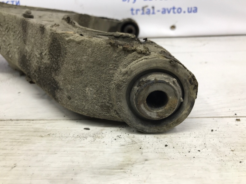 Рычаг передний нижний правый Pathfinder 2004-2014 R51 2.5 Diesel YD25DDTI