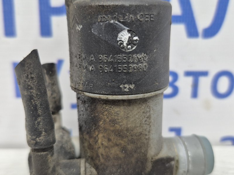 Насос омывателя фар Pathfinder 2004-2014 R51 2.5 Diesel YD25DDTI