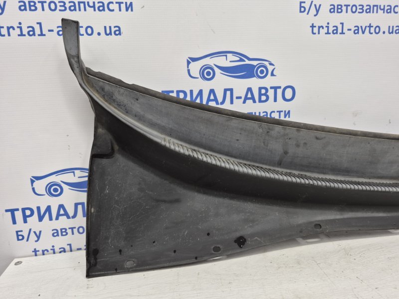 Дефлектор дворников правый Lacetti 2004-2013 j200 1.8 бензин F18D3