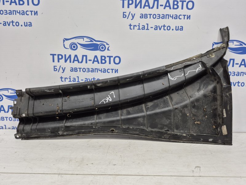 Дефлектор дворников правый Lacetti 2004-2013 j200 1.8 бензин F18D3