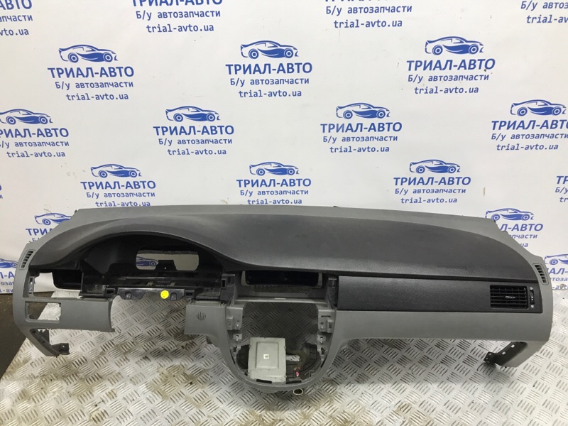 Торпеда с подушкой бесопасности Chevrolet Lacetti 2004-2013 j200 1.8 бензин F18D3 96615646 Б/У