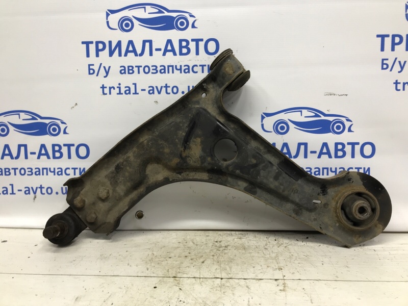 Рычаг левый Chevrolet Lacetti 2004-2013 j200 1.8 бензин F18D3 96391850 Б/У