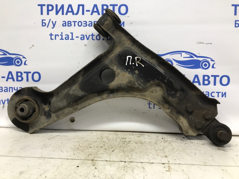 Рычаг правый Chevrolet Lacetti 2004-2013 j200 1.8 бензин F18D3 96391851 Б/У