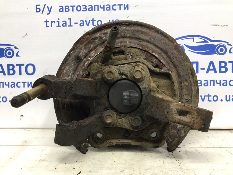 Цапфа задняя правая со ступицей Chevrolet Lacetti 2004-2013 j200 1.8 бензин F18D3 96407221 Б/У