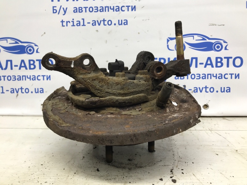 Цапфа задняя правая со ступицей Chevrolet Lacetti j200 1.8 бензин F18D3
