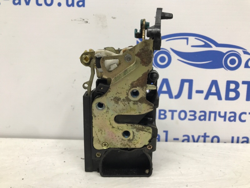 Замок двери задний правый Lacetti 2004-2013 j200 1.8 бензин F18D3